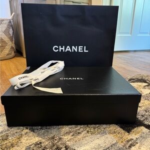 Chanel box, ribbon & bag